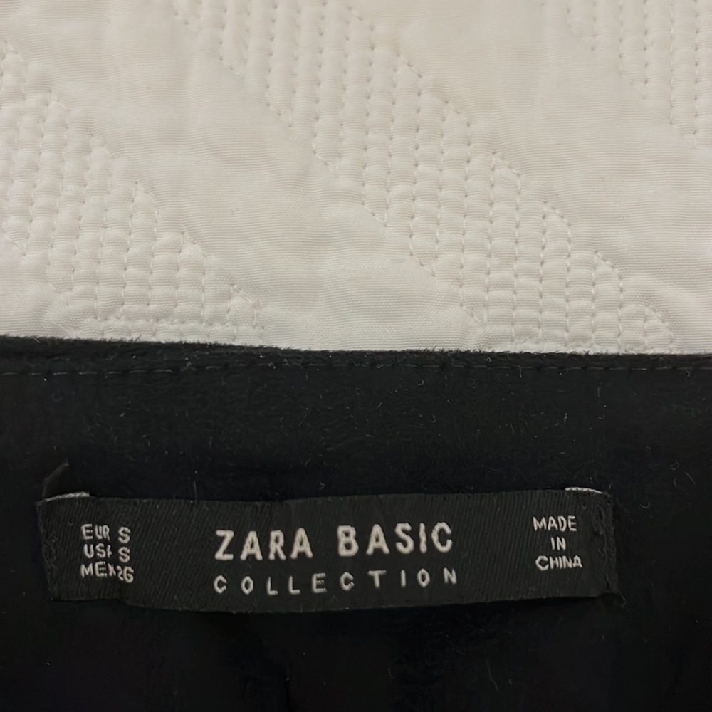 ZARA suede skort! Zip closure - Picture 3 of 4